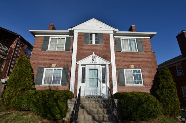 5840 Ridge Ave Unit 4