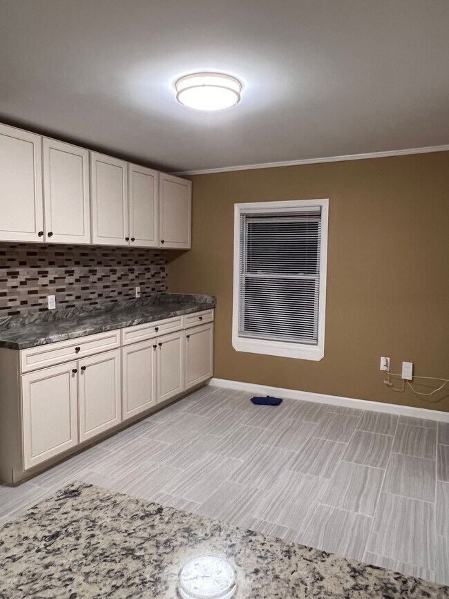 Photo - 117 Barbee Rd