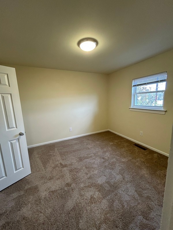 Photo - 5200 Hill Rd