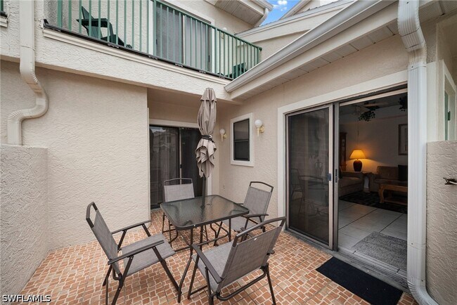 75 Emerald Woods Dr