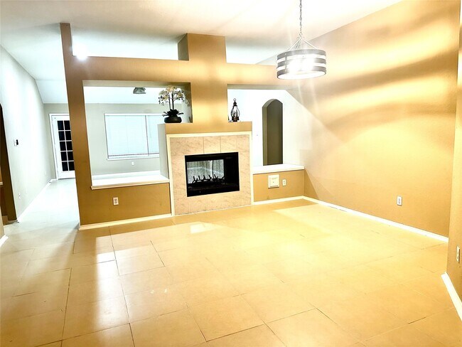 Photo - 23023 Canal Rd