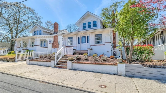 Photo - 32 W Johnson Ave