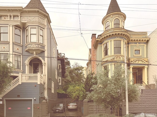 Photo - 251 Laguna St