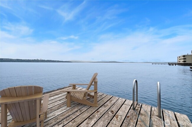 Photo - 1810 43rd Ave E