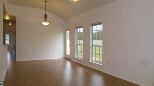 Photo - 501 Tablerock Cir
