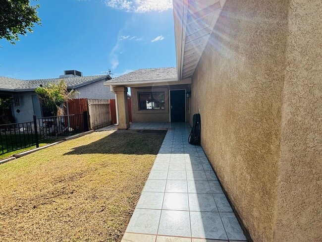 Photo - Welcome to your next home at 289 Tangerine!