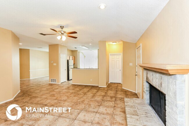 Photo - 2720 Clovermeadow Dr