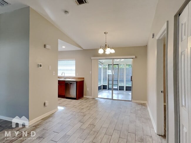 Photo - 509 Bryan Valley Ct