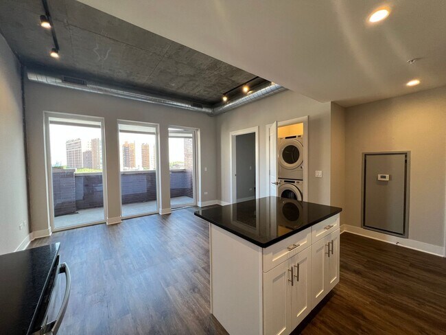 Photo - 718 W Grace St