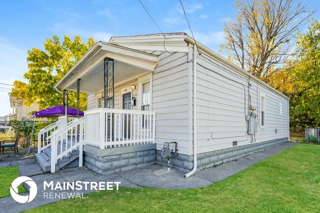 Photo - 664 S 27th St