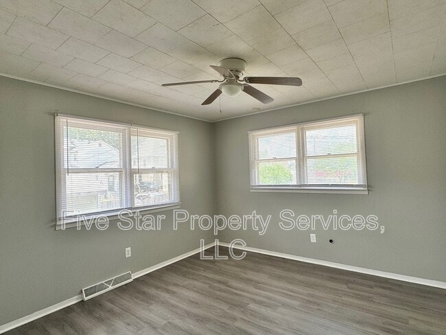 Photo - 629 W Washington St Unit Apt 4