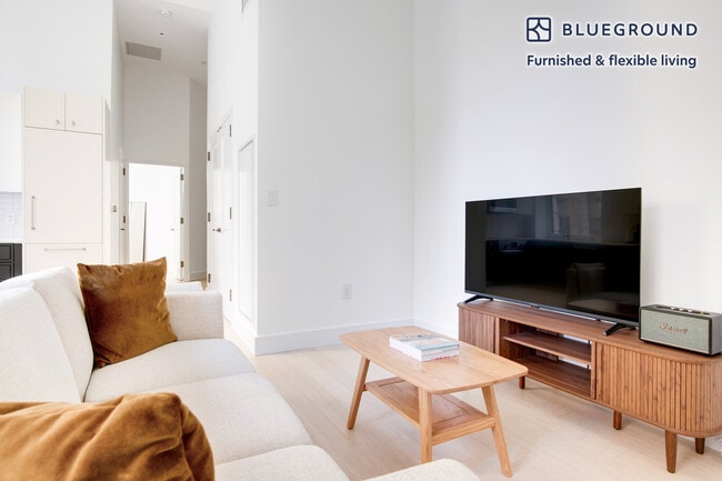 30 Morningside Dr Unit SI FL2-ID2097