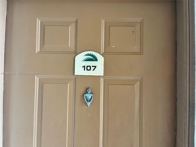 Photo - 200 Palm Cir W Unit 107