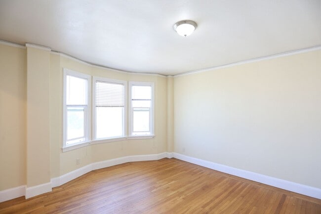 494 27th Ave Unit 27