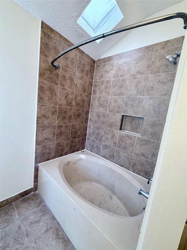 Photo - 9327 Westacre Pl