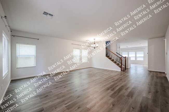 Photo - 21109 E Pickett St