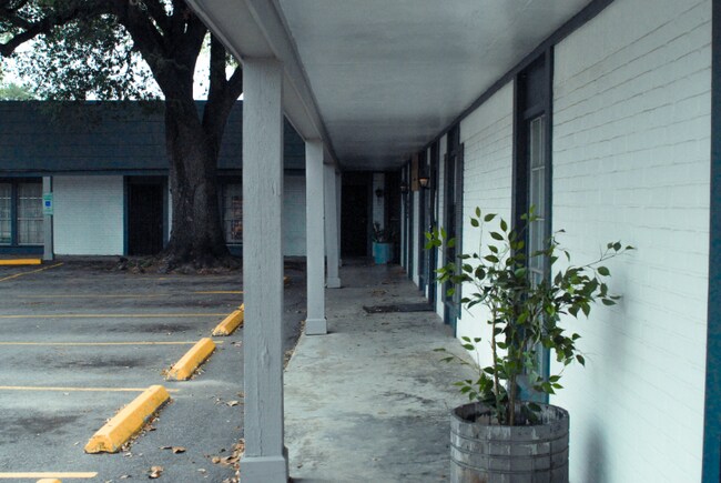 Photo - 15626 Silver Ridge Dr