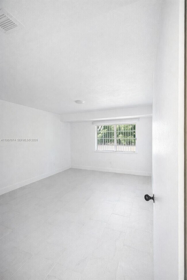 Photo - 4487 Pocatella Ave