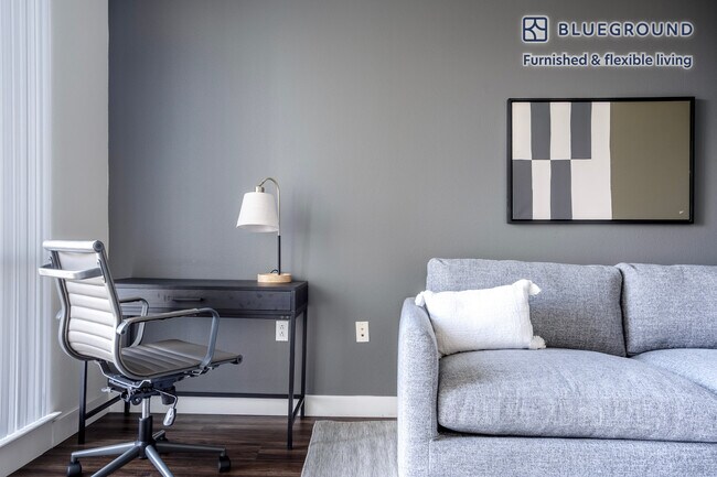 Photo - 550 Moreland Way Unidad FL4-ID1251