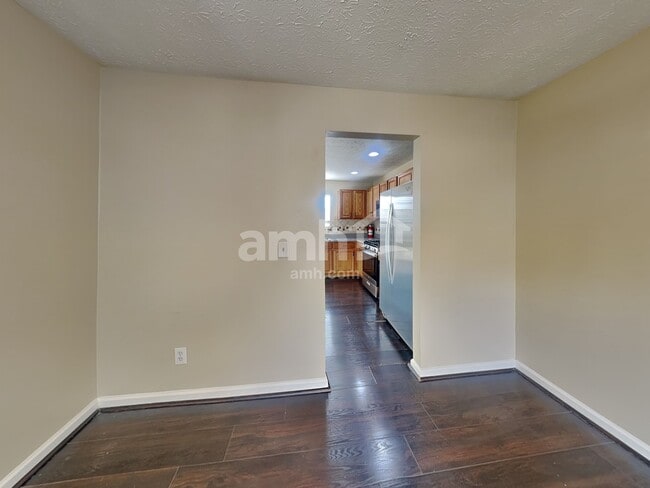 Photo - 450 Crested View Dr