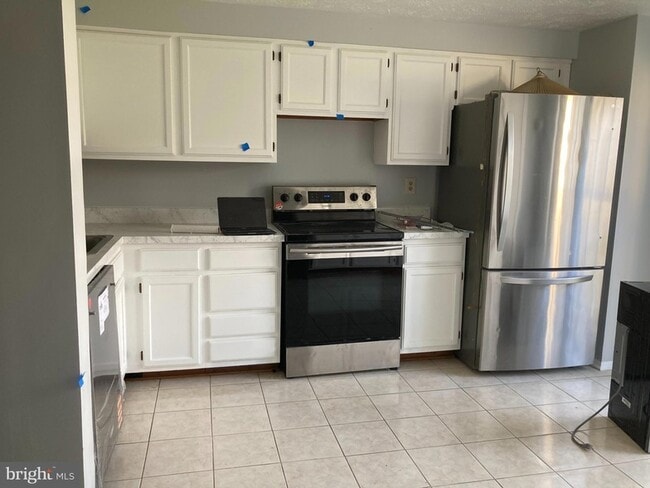 Photo - 5012 Marlborough Terrace