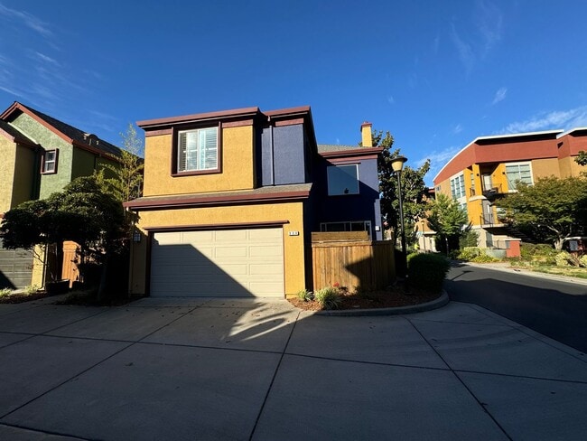 Photo - 804 Titanium Ln