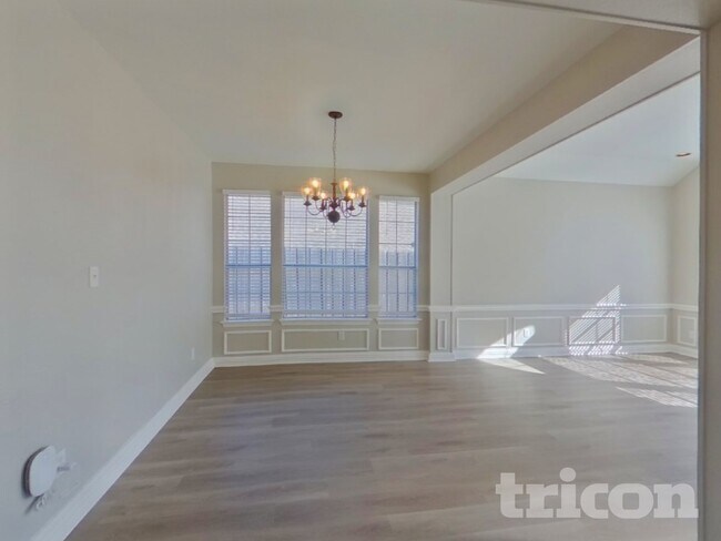 Photo - 807 Water View