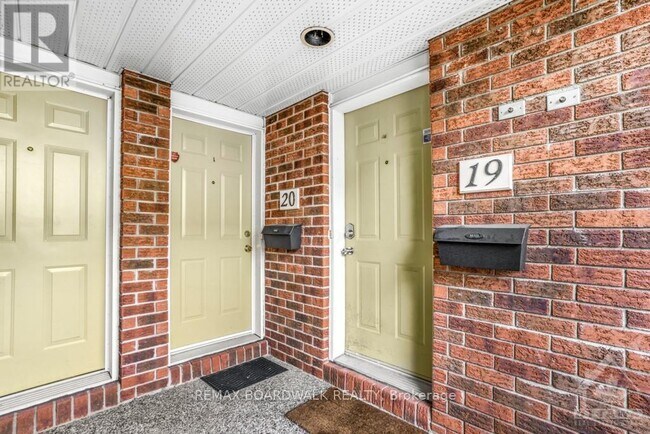 Photo - 1400 Wildberry Ct