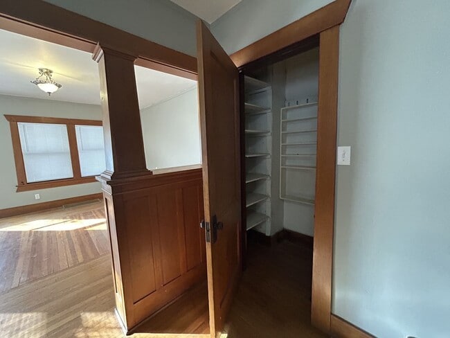 Photo - 2420 E 2nd St N