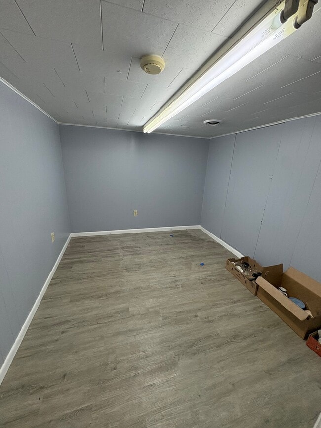 Photo - 661 Reynoldswood Rd Unit 1