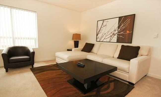 Photo - 8725 Ariva Ct Apartamento Unidad ID1050046P