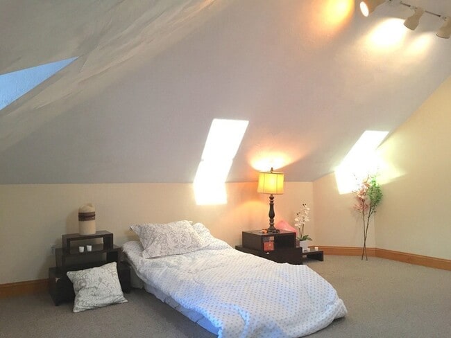 Photo - 59 Safford St Unit T