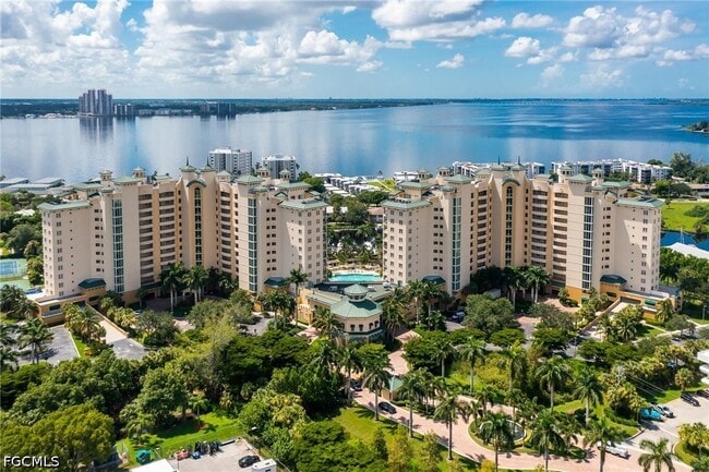 Building Photo - 3426 Hancock Bridge Pkwy Unit PH05