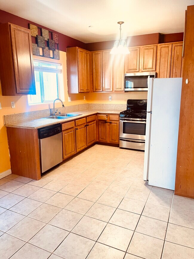 Photo - 8800 Etiwanda Ave Unit 8