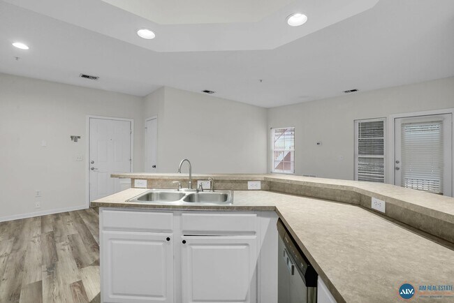 Photo - 1BR / 1BA Condo in Gated Summer House Comm...