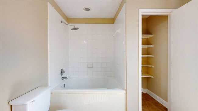 Building Photo - 21366 Claretfield Ct Rental