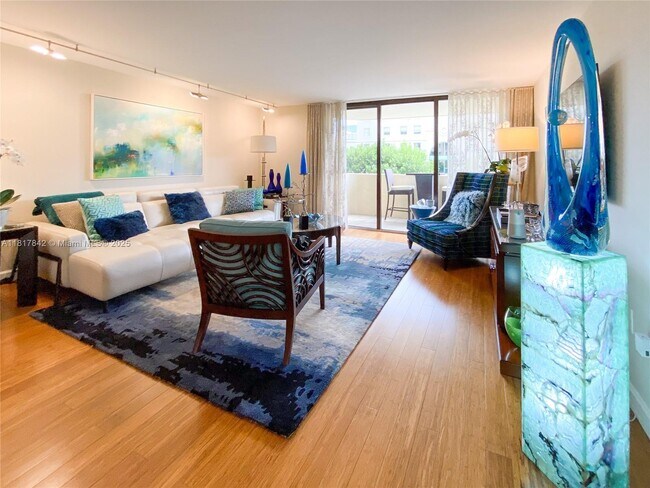 Photo - 600 Biltmore Way Unit 306