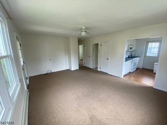 Photo - 15 Claverack Rd