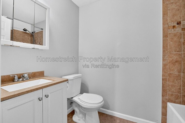 Photo - 1671 Waters Edge Way
