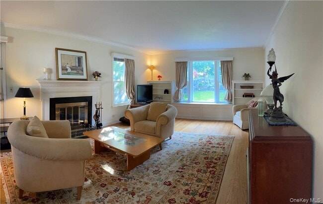Photo - 261 Fox Meadow Rd