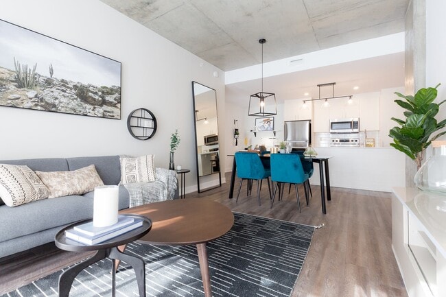 Building Photo - Central Rosemont