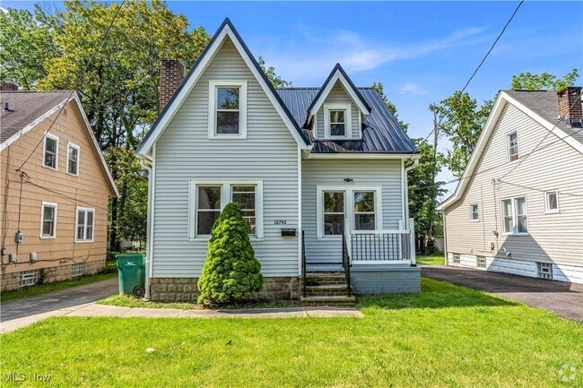 Building Photo - 18740 Raymond St Rental