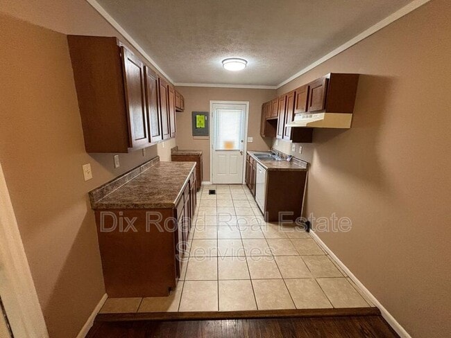 Photo - 93 Van Buren Dr