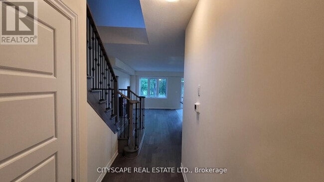 Photo - 29 Sundin Dr