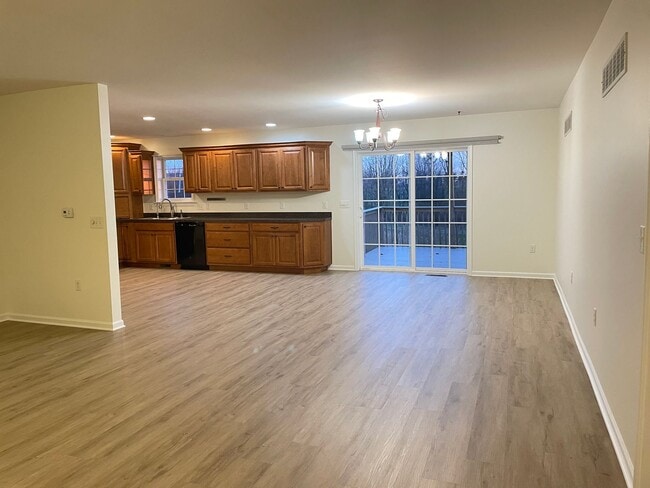 Photo - Beautiful 3 bedroom 2 bathroom Rancher in Great Manheim Location!