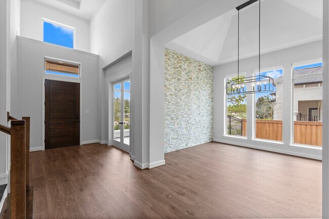 Photo - 8546 Burdekin Rd