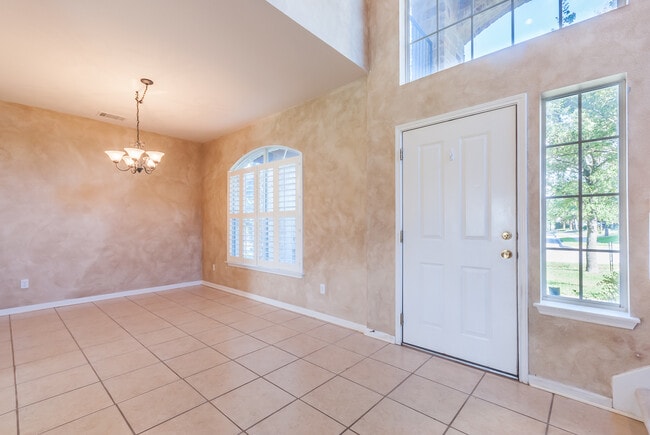 Photo - Spacious 4 Bedroom, 2.5 Bath House On the 4th Hole at Teravista Golf Course