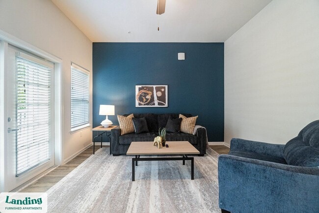 Photo - 655 W Mallard Creek Church Rd Unidad 04-305.1410767