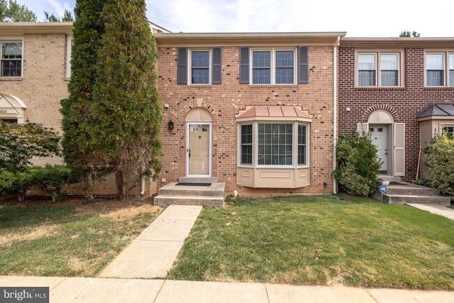 Photo - 5607 Castlebury Ct Townhome