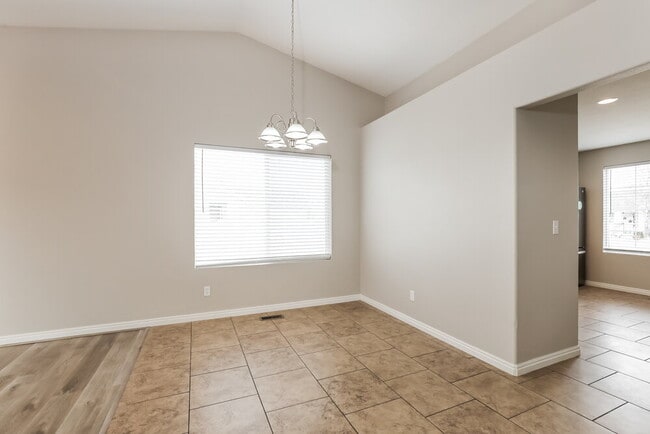 Photo - 4053 W 5075 S
